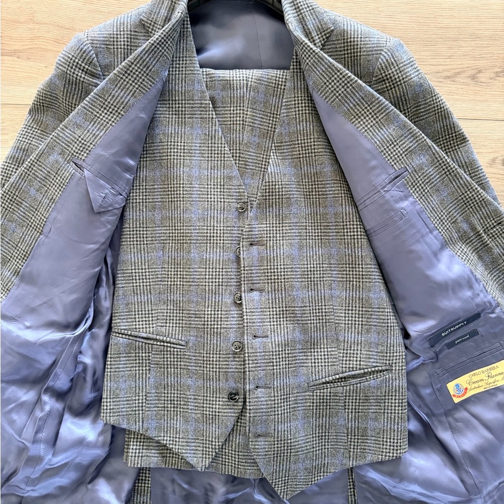 SuitSupply : Men's Grey and Blue Plaid Wool Suit w/ Vest 40R - Picture 2 of 7